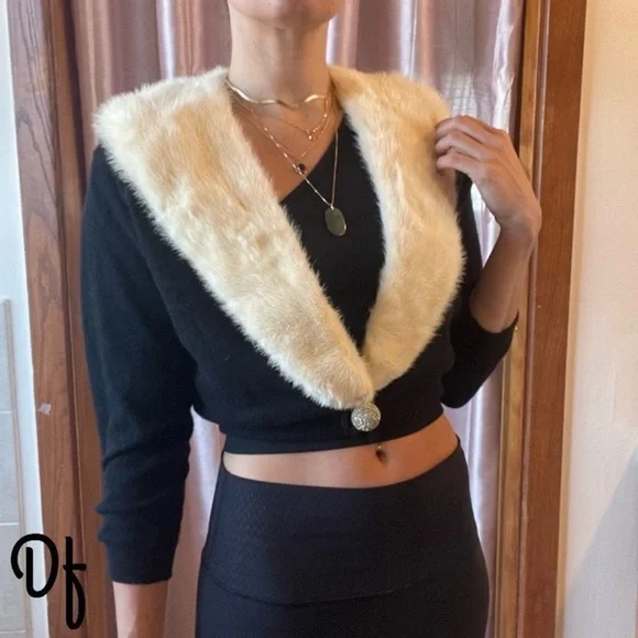 Vintage Pringle Of Scotland Cashmere Cardigan Sweater Jacket Mink Fur Collar S-M - Picture 1 of 11